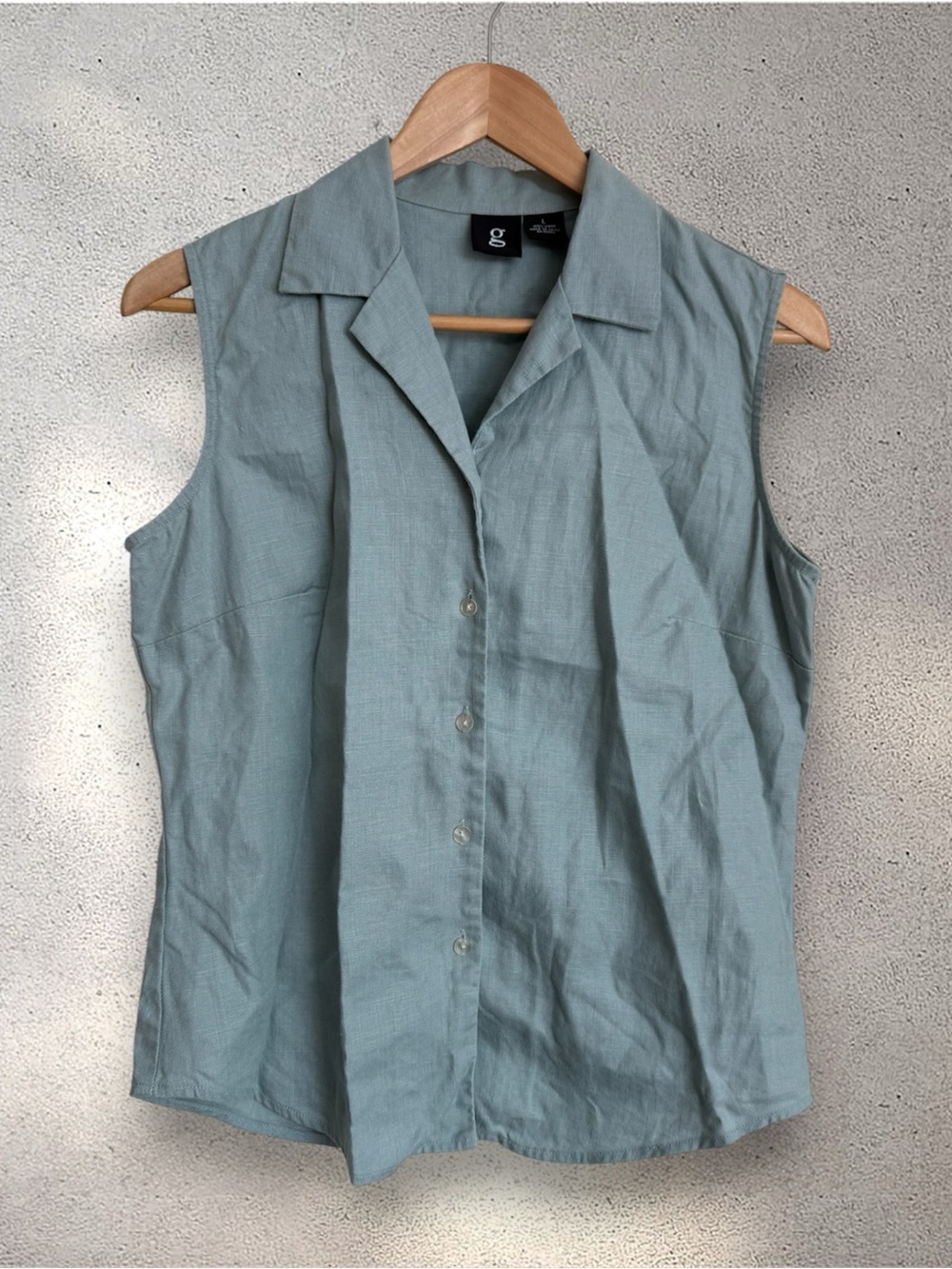 100% Linen vintage G by Green Sleeveless Button-Front Collared Top
